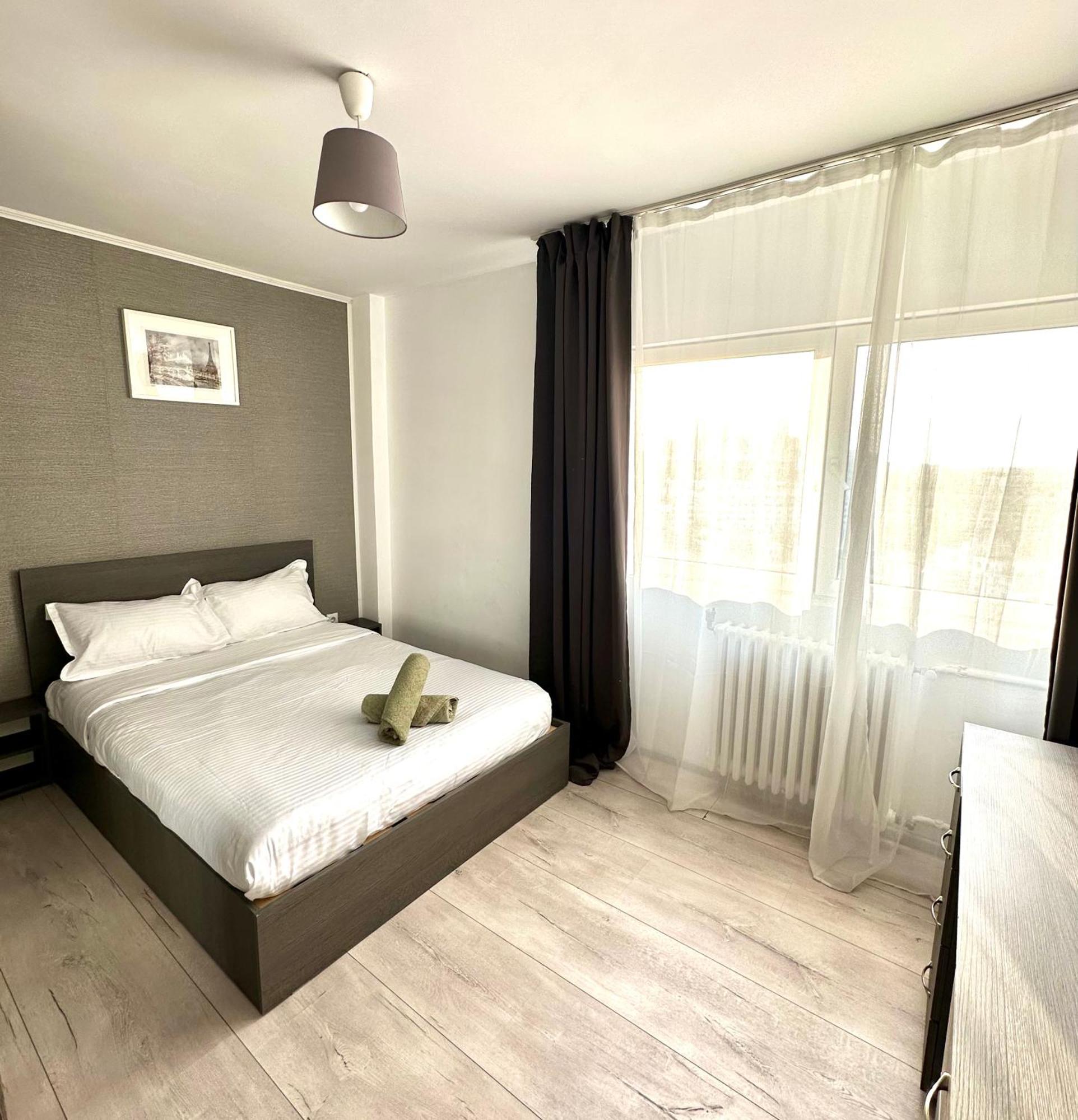 Central Apartment Tower Bucureşti Eksteriør bilde